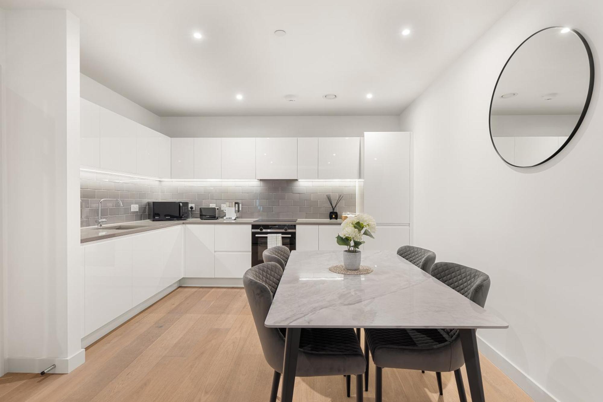 Okanary Host Apartment